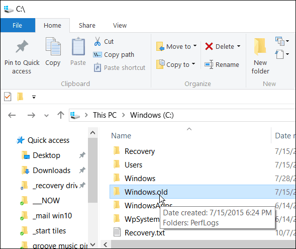 Kyllä, Voit alentaa Windows 10 -käyttöjärjestelmän versioon 7 tai 8.1, mutta älä poista Windows.old-tiedostoa