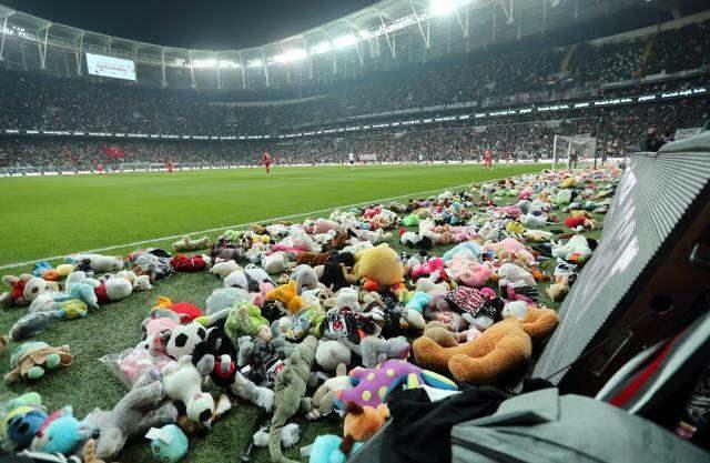 Beşiktaş-ottelussa heitetyt lelut