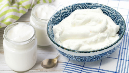 Terveellisin ja kestävä jogurttivalintaluettelo! Kuinka tehdä jogurtti dieetti, joka heikentää 3 viidessä päivässä?