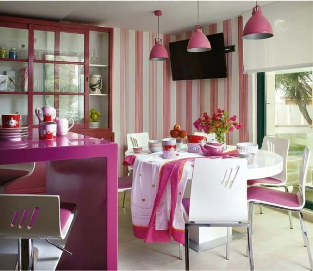 Moderni vaaleanpunainen keittiön sisustussuositus