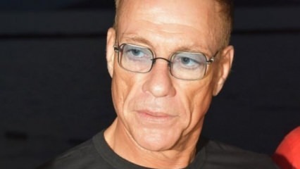 Hän selitti Jean-Claude Van Damme -taikuuden Turkissa!