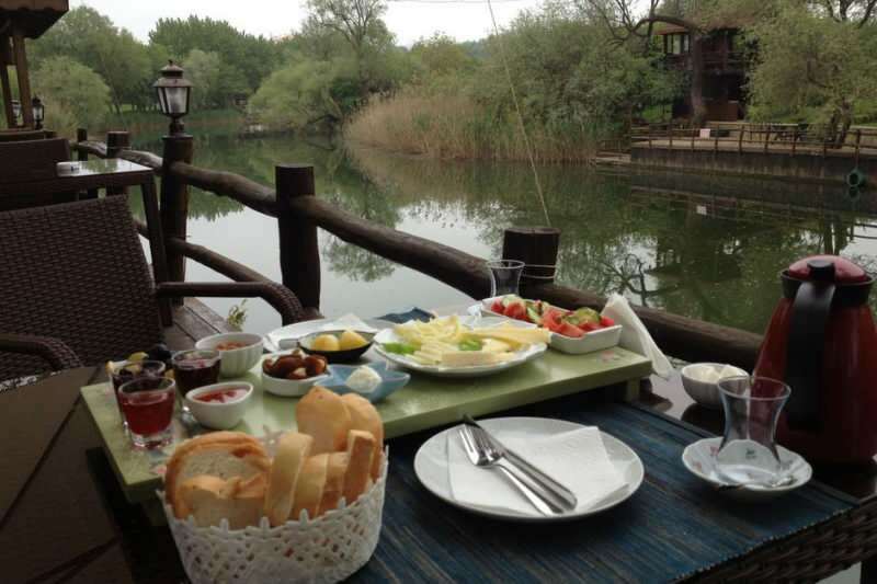 Paikat, joissa voit olla iloinen aamiaisesta Ağvassa