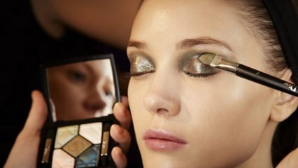 Kuinka tehdä metallinen meikki?