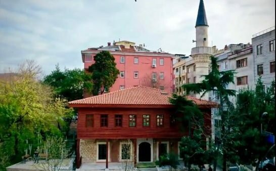 Minne ja miten mennä Şehit Süleyman Pasha -moskeija? Tarina Üsküdar Şehit Süleyman Pashan moskeijasta