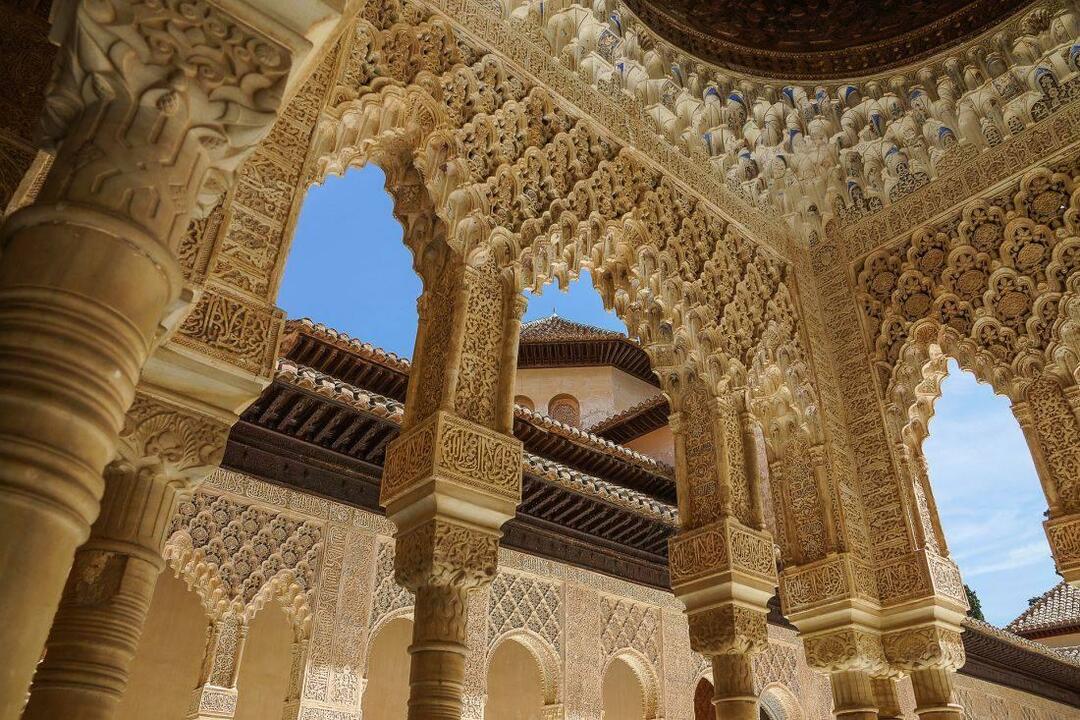 Kuvia Alhambran palatsista