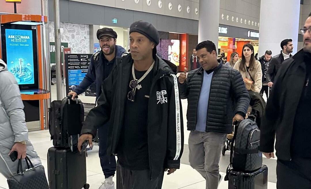 Legendaarinen jalkapalloilija Ronaldinho saapui Istanbuliin!