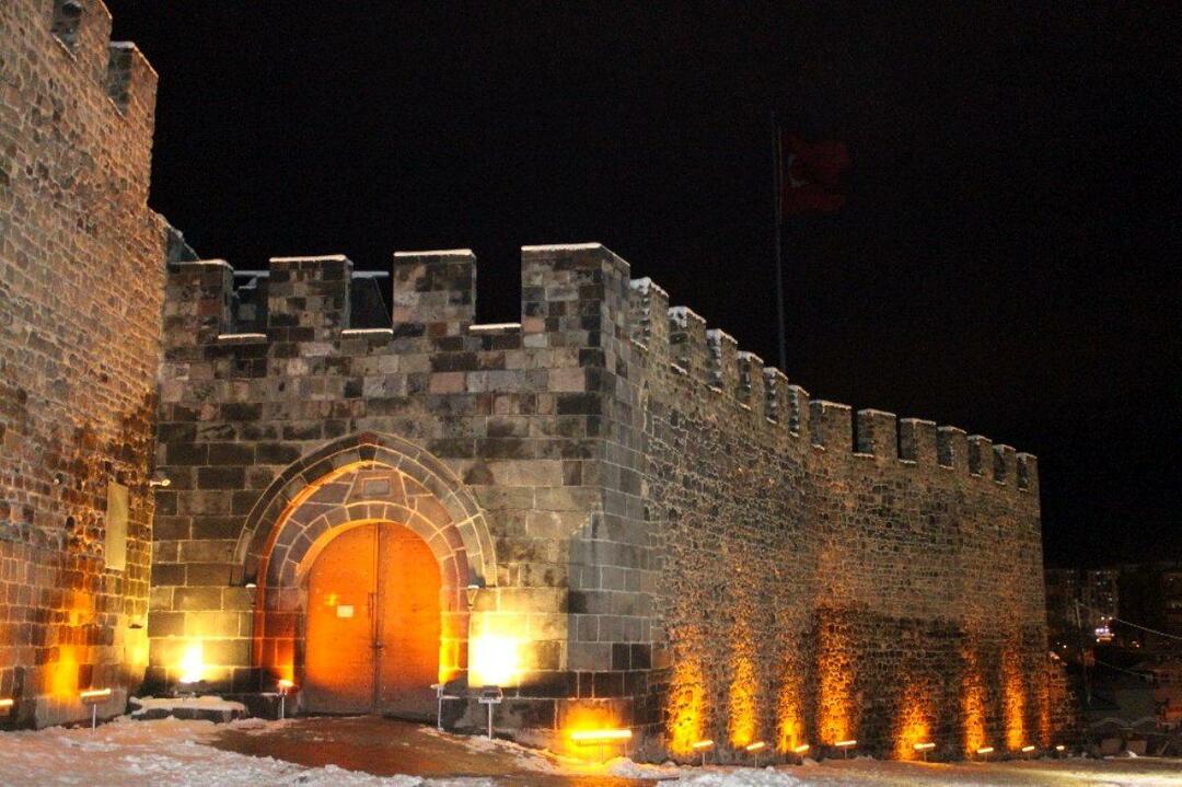 Erzurumin linnan piirteet 