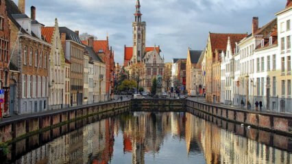 Kaupunki tuoksui suklaata kaduilla: Brugge