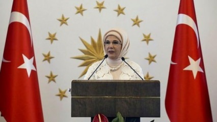Ensimmäinen rouva Erdoğan toivotti tervetulleiksi lähettiläiden vaimoja