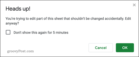 Google Sheets -suojattu soluvaroitus