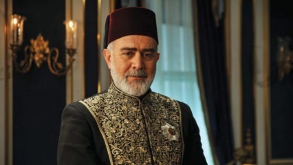 Tuki Binali Yıldırımille kuuluisalta näyttelijältä Bahadır Yenişehirlioğlu
