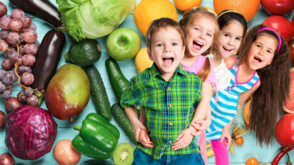 Mitä pitäisi tehdä lapselle, joka ei pidä vihanneksista ja syö? Ruokkiaksesi lapsen pinaattia ...
