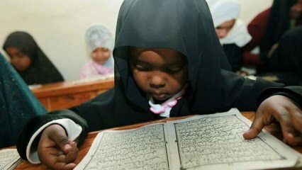 Kuinka Koraania opetetaan lapsille?