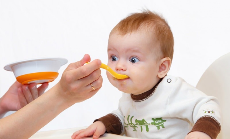 Mitä ruokitaan vauvoille aamiaisella? Mitä pitäisi olla vauvan aamiaisella?